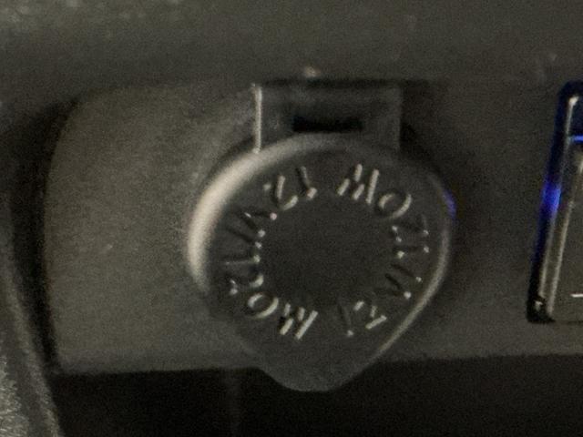 ムーヴキャンバスＧメイクアップＶＳ　ＳＡIIIナビ　パノラマモニター　ｉ−ｓｔｏｐ　プッシュスタートスマートキー　追突被害軽減ブレーキ　盗難防止アラーム　エアバック　ＬＥＤ　キーフリー　横滑り防止装置　電動格納ミラー（栃木県）の中古車