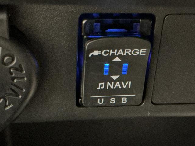 ムーヴキャンバスＧメイクアップＶＳ　ＳＡIIIナビ　パノラマモニター　ｉ−ｓｔｏｐ　プッシュスタートスマートキー　追突被害軽減ブレーキ　盗難防止アラーム　エアバック　ＬＥＤ　キーフリー　横滑り防止装置　電動格納ミラー（栃木県）の中古車