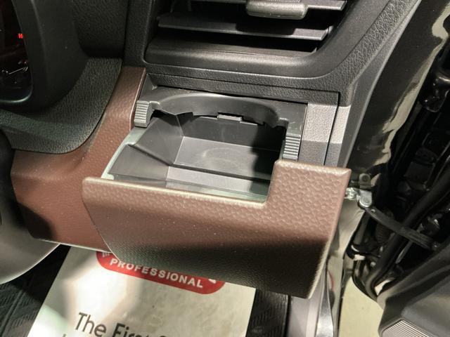 ルーミーＸ　Ｓスマートキー＆プッシュスタート　アイスト　盗難防止　ＶＳＣ　電動格納ドアミラー　キーフリーシステム　ＡＵＴＯライト　　衝突安全ボディ　バックカメラ　デュアルエアバック　　雹害あり　衝突被害軽減システム（栃木県）の中古車