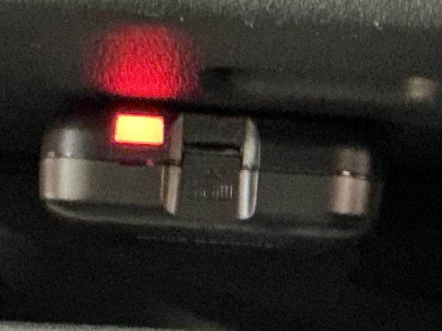 ハイゼットトラックジャンボエクストラナビＴＶ　電動格納式ミラー　イモビライザー　スマ−トキー　助手席エアバック　ＬＥＤヘットライト　ドラレコ　リモコンキー　オートマチックハイビーム　横滑り防止機能　パートタイム４ＷＤ　ＡＢＳ（栃木県）の中古車