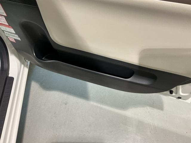 ムーヴキャンバスＧメイクアップＶＳ　ＳＡIII両自動ドア　ｉ−ｓｔｏｐ　プッシュスタートスマートキー　パノラマモニター　追突被害軽減ブレーキ　ナビ＆ＴＶ　盗難防止アラーム　エアバック　ＬＥＤ　キーフリー　横滑り防止装置　雹害あり（栃木県）の中古車