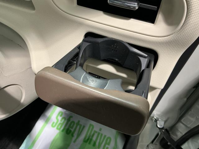 ムーヴキャンバスＧメイクアップＶＳ　ＳＡIII両自動ドア　ｉ−ｓｔｏｐ　プッシュスタートスマートキー　パノラマモニター　追突被害軽減ブレーキ　ナビ＆ＴＶ　盗難防止アラーム　エアバック　ＬＥＤ　キーフリー　横滑り防止装置　雹害あり（栃木県）の中古車