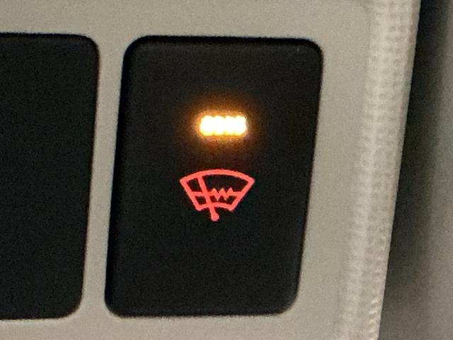 ムーヴキャンバスＧメイクアップＶＳ　ＳＡIII両自動ドア　ｉ−ｓｔｏｐ　プッシュスタートスマートキー　パノラマモニター　追突被害軽減ブレーキ　ナビ＆ＴＶ　盗難防止アラーム　エアバック　ＬＥＤ　キーフリー　横滑り防止装置　雹害あり（栃木県）の中古車