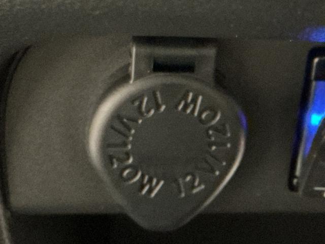 ムーヴキャンバスＧメイクアップＶＳ　ＳＡIII両自動ドア　ｉ−ｓｔｏｐ　プッシュスタートスマートキー　パノラマモニター　追突被害軽減ブレーキ　ナビ＆ＴＶ　盗難防止アラーム　エアバック　ＬＥＤ　キーフリー　横滑り防止装置　雹害あり（栃木県）の中古車