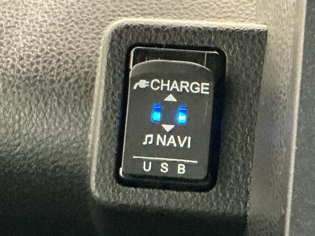 タントカスタムXスタイルセレクション衝突軽減B リアカメラ ナビ&TV アイドリングストップ機能 LEDヘッドライト 盗難防止装置 シートヒーター アルミホイール スマートキー メモリーナビ オートライト ベンチシート(栃木県)の中古車