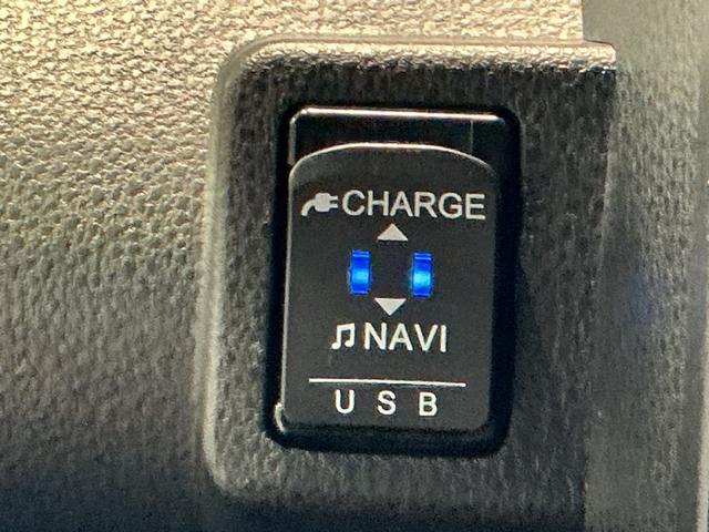 タントカスタムXスタイルセレクション衝突軽減B リアカメラ ナビ&TV アイドリングストップ機能 LEDヘッドライト 盗難防止装置 アルミホイール スマートキー ドラレコ メモリーナビ オートライト ベンチシート 雹害あり(栃木県)の中古車