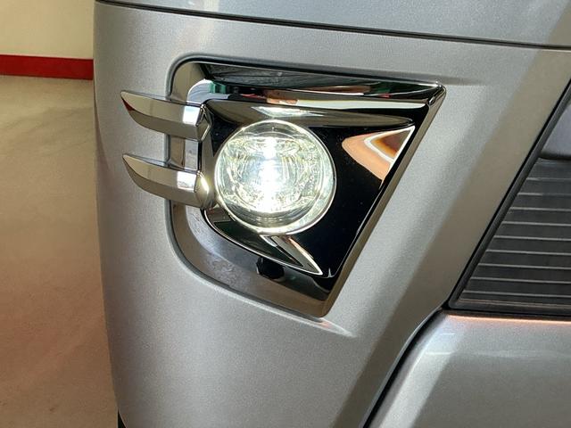 ハイゼットカーゴスペシャルSAIIILEDヘッドライト フォグランプ スマートアシスト3 アイドリングストップ 誤発進抑制機能 純正ラジオ(栃木県)の中古車