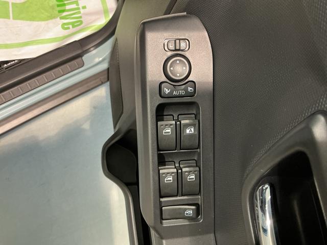 タフトＧ　ダーククロムベンチャースマートアシスト　ＬＥＤヘッドライト　ソナーセンサー　アルミホイール　シートヒーター　誤発進抑制機能　ガラスルーフ　電動パーキング（栃木県）の中古車