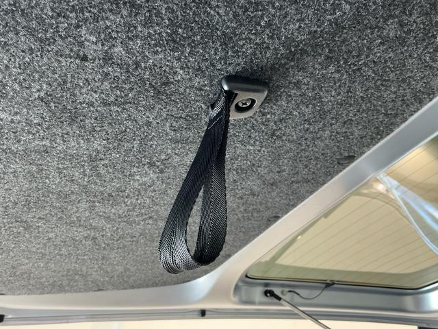 ハイゼットカーゴクルーズターボＳＡIIIナビゲーションシステム　スマートアシスト３　４ＷＤ　ＡＴ　パワーウィンドウ　電動格納式ドアミラー　ドライブレコーダー　　キーレスエントリー　ＬＥＤヘッドライト（栃木県）の中古車