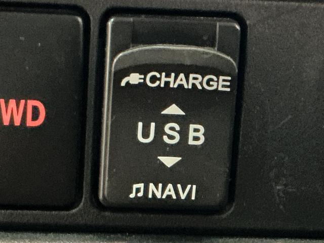 ハイゼットカーゴクルーズターボＳＡIIIナビゲーションシステム　スマートアシスト３　４ＷＤ　ＡＴ　パワーウィンドウ　電動格納式ドアミラー　ドライブレコーダー　　キーレスエントリー　ＬＥＤヘッドライト（栃木県）の中古車