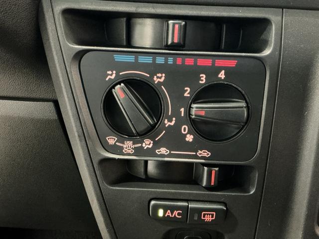 ハイゼットカーゴクルーズターボＳＡIIIナビゲーションシステム　スマートアシスト３　４ＷＤ　ＡＴ　パワーウィンドウ　電動格納式ドアミラー　ドライブレコーダー　　キーレスエントリー　ＬＥＤヘッドライト（栃木県）の中古車