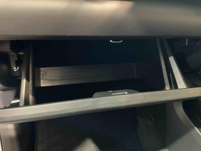 ロッキーＬナビ　Ｂカメラ　車線逸脱防止　電動格納ドアミラー　キーフリーシステム　　スマ−トキー　ＬＥＤライト　アイドリングストップ　クリアランスソナー　オートライト　オートハイビーム（栃木県）の中古車