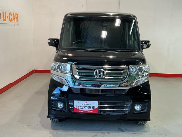 Ｎ−ＢＯＸカスタムＧ・Ｌパッケージ両席エアバッグ　電格ドアミラー　アルミホイール　Ｒカメ　運転席エアバッグ　横滑防止装置　イモビ　ベンチシ−ト　キーフリ　片側電動ドア　スマートキ−　ＡＢＳ　衝突安全ボディ（栃木県）の中古車