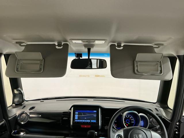 Ｎ−ＢＯＸカスタムＧ・Ｌパッケージ両席エアバッグ　電格ドアミラー　アルミホイール　Ｒカメ　運転席エアバッグ　横滑防止装置　イモビ　ベンチシ−ト　キーフリ　片側電動ドア　スマートキ−　ＡＢＳ　衝突安全ボディ（栃木県）の中古車