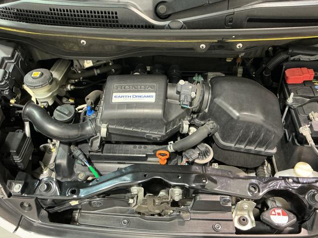 Ｎ−ＢＯＸカスタムＧ・Ｌパッケージ両席エアバッグ　電格ドアミラー　アルミホイール　Ｒカメ　運転席エアバッグ　横滑防止装置　イモビ　ベンチシ−ト　キーフリ　片側電動ドア　スマートキ−　ＡＢＳ　衝突安全ボディ（栃木県）の中古車