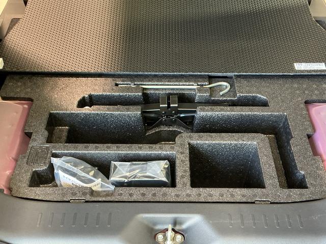 タントカスタムＸ　ＳＡ衝突軽減Ｂ　助手席エアバッグ　片側電動両側スライドドア　横滑り防止装置付き　アルミホイール　キーフリー　運転席エアバック　ＬＥＤ　ＡＵＴＯライト　メモリナビ　ナビＴＶ　ベンチシート（栃木県）の中古車