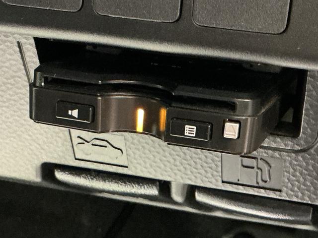 トールカスタムＧ　ＳＡIIアイスト　横滑り防止装置　メンテナンスノート　車線逸脱警告　ＬＥＤライト　電動格納ミラー　バックカメラ付き　ナビＴＶ　ＥＴＣ　両側パワースライドドア　メモリーナビ　キーフリー　スマートキー（栃木県）の中古車