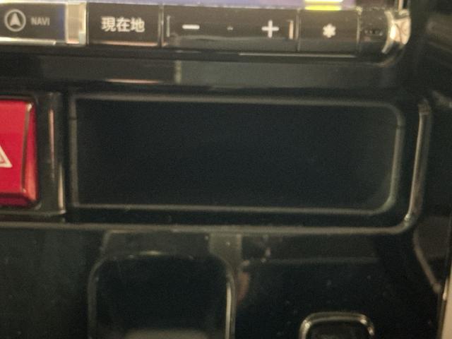 トールカスタムＧ　ＳＡIIアイスト　横滑り防止装置　メンテナンスノート　車線逸脱警告　ＬＥＤライト　電動格納ミラー　バックカメラ付き　ナビＴＶ　ＥＴＣ　両側パワースライドドア　メモリーナビ　キーフリー　スマートキー（栃木県）の中古車