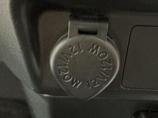 トールカスタムＧ　ＳＡIIアイスト　横滑り防止装置　メンテナンスノート　車線逸脱警告　ＬＥＤライト　電動格納ミラー　バックカメラ付き　ナビＴＶ　ＥＴＣ　両側パワースライドドア　メモリーナビ　キーフリー　スマートキー（栃木県）の中古車