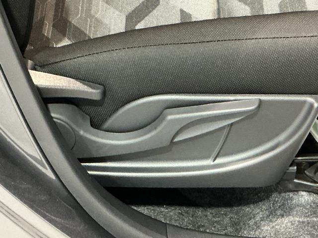 タフトＸガラスサンルーフ　クリソナ　リアカメラ　電動格納ドアミラー　禁煙　車線逸脱　キーレスエントリーシステム　ＬＥＤライト　オートマチックハイビーム　安全ボディ　オートライト　アイストップ（栃木県）の中古車