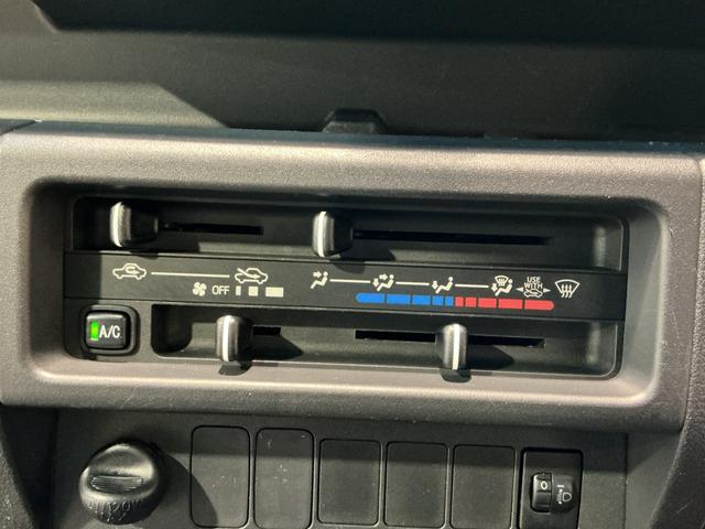 ハイゼットトラックジャンボバックモニター　Ｗエアバッグ　荷台作業灯　オートトマ車　メモリーナビ　衝突安全ボディ　キーレス　運転席エアバッグ　ナビ＆ＴＶ　パワーウィンドウ（栃木県）の中古車