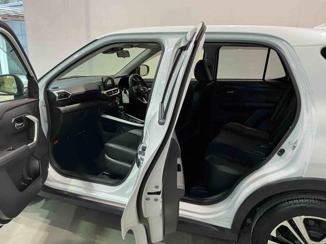 ロッキープレミアムＧエコアイドル　誤発進抑制機能　キーレスエントリー　オートマチックハイビーム　スマートキー＆プッシュスタート　盗難防止システム　ＬＥＤヘッドランプ　レーンアシスト　アルミホイル（栃木県）の中古車