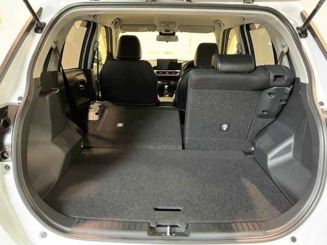 ロッキープレミアムＧエコアイドル　誤発進抑制機能　キーレスエントリー　オートマチックハイビーム　スマートキー＆プッシュスタート　盗難防止システム　ＬＥＤヘッドランプ　レーンアシスト　アルミホイル（栃木県）の中古車