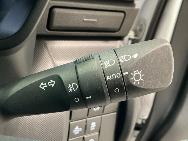 ロッキープレミアムＧエコアイドル　誤発進抑制機能　キーレスエントリー　オートマチックハイビーム　スマートキー＆プッシュスタート　盗難防止システム　ＬＥＤヘッドランプ　レーンアシスト　アルミホイル（栃木県）の中古車