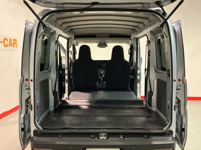 ハイゼットカーゴＤＸ運転席助手席エアバッグ　Ａストップ　レーンキープアシスト　エアバック　パーキングセンサー　ＥＳＣ　切替式４ＷＤ　オートハイビーム　盗難防止システム　オートライト　ＡＢＳ（栃木県）の中古車