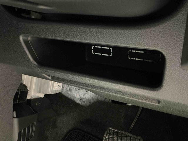 ムーヴＧ横滑り防止装置　オートマチックハイビーム　ＬＥＤヘッド　ＴＶ　ベンチシート　スマートキープッシュスタート　電動格納ミラー　バックカメラ　アルミホイール　ソナー　エコアイドル　オートライト　衝突被害軽減（栃木県）の中古車