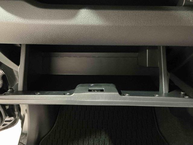 ムーヴＸ盗難防止装置　電格ミラー　キーレスエントリー　助手席エアバッグ　運転席エアバッグ　横滑り防止機能　ソナー　ベンチシート　スマートキー　アイドリングストップ　バックカメラ　オートライト（栃木県）の中古車