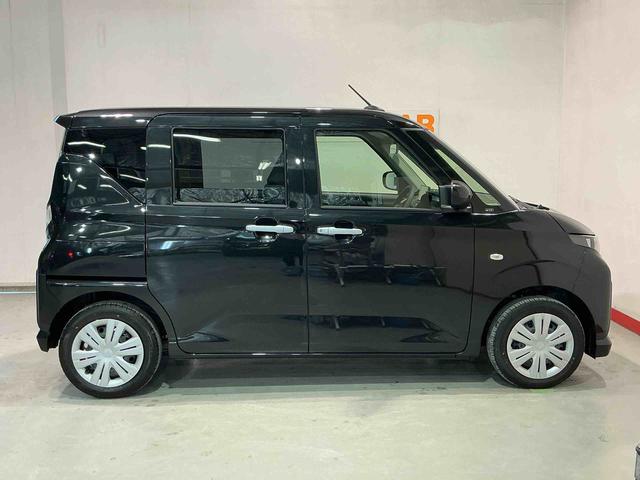 ムーヴＸ盗難防止装置　電格ミラー　キーレスエントリー　助手席エアバッグ　運転席エアバッグ　横滑り防止機能　ソナー　ベンチシート　スマートキー　アイドリングストップ　バックカメラ　オートライト（栃木県）の中古車