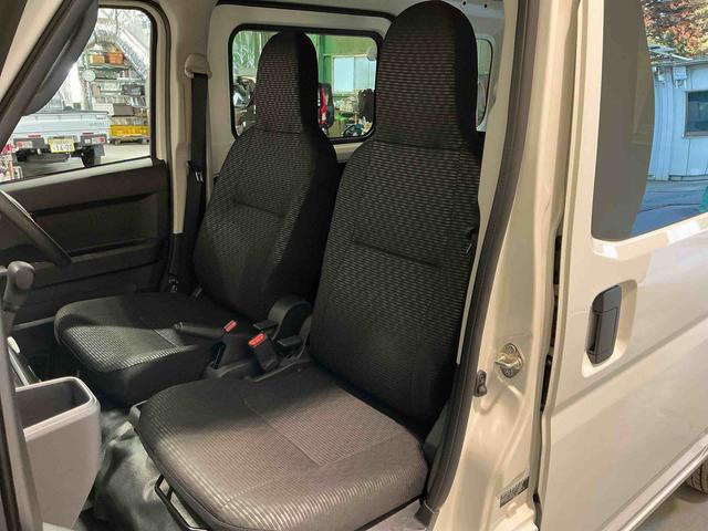 ハイゼットカーゴＤＸキーレスエントリー　パワーウィンドウ　スマートアシスト　４ＷＤ切り替え　純正ラジオ　スライドドア　オートライト（栃木県）の中古車