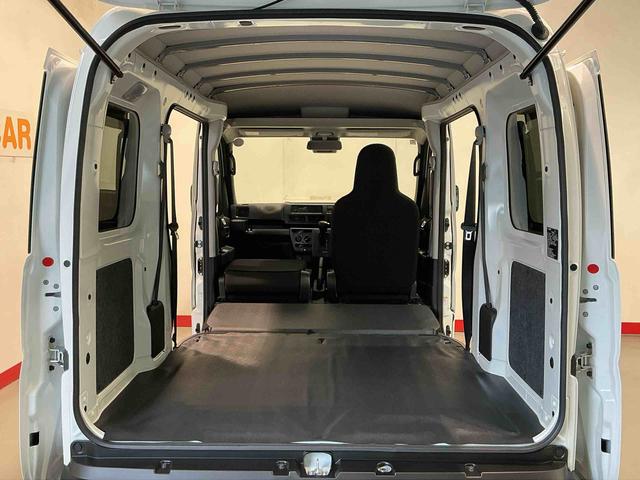 ハイゼットカーゴＤＸキーレスエントリー　パワーウィンドウ　スマートアシスト　４ＷＤ切り替え　純正ラジオ　スライドドア　オートライト（栃木県）の中古車