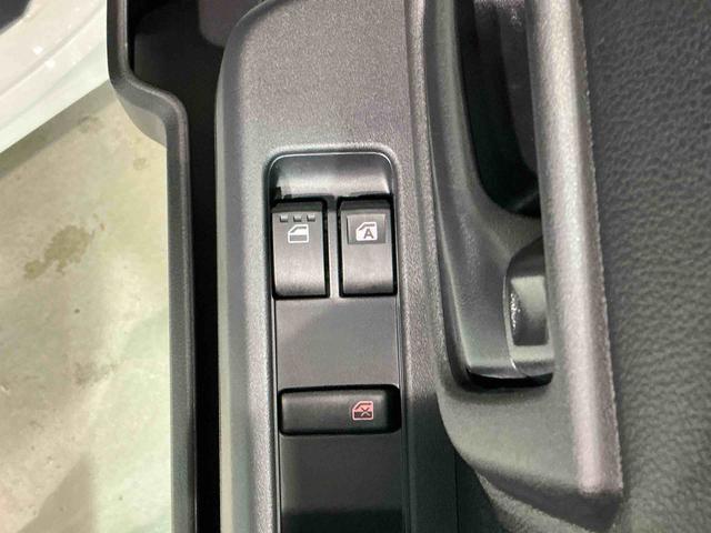 ハイゼットカーゴＤＸキーレスエントリー　パワーウィンドウ　スマートアシスト　４ＷＤ切り替え　純正ラジオ　スライドドア　オートライト（栃木県）の中古車