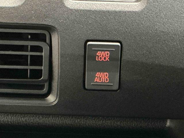 ハイゼットカーゴＤＸキーレスエントリー　パワーウィンドウ　スマートアシスト　４ＷＤ切り替え　純正ラジオ　スライドドア　オートライト（栃木県）の中古車