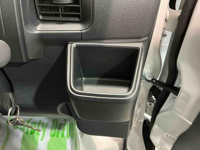 ハイゼットカーゴＤＸキーレスエントリー　パワーウィンドウ　スマートアシスト　４ＷＤ切り替え　純正ラジオ　スライドドア　オートライト（栃木県）の中古車