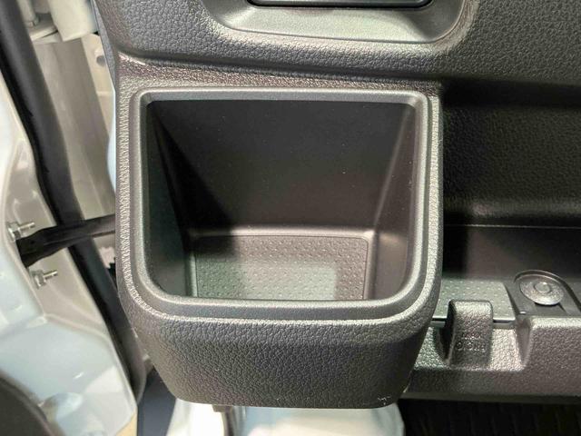 ハイゼットカーゴＤＸキーレスエントリー　パワーウィンドウ　スマートアシスト　４ＷＤ切り替え　純正ラジオ　スライドドア　オートライト（栃木県）の中古車