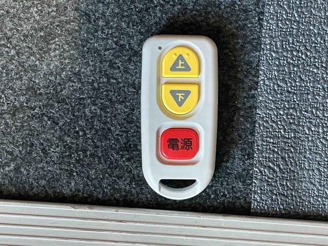 タントＸ　ＳＡIIアナログＨＤＤナビ　盗難防止　衝突被害軽減装置　オートミラー　レーンキープ　ｅｃｏアイドル　スローパー　デュアルエアバッグ　Ａライト　運転席エアバッグ　福祉車両　ナビ（栃木県）の中古車