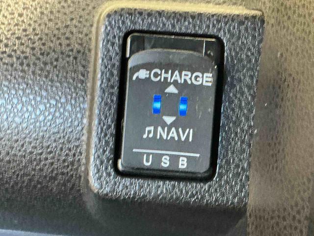 タントファンクロスナビ　アダプティブクルーズコントロール　コーナーセンサ　Ｂモニター　レーダーブレーキ　スマートキー＆プッシュスタート　電動格納ドアミラー　アイドリングストップ車　ハイビームアシスト　雹害あり（栃木県）の中古車