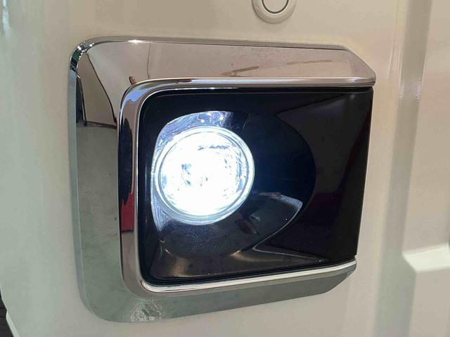 ハイゼットトラックＥＸＴ４ＷＤ　デフロック機能　スマートアシスト　コーナーセンサー　オートライト　ＬＥＤ荷台作業灯　タバコ臭あり　ＣＤラジオ　ソナーセンサー　スマートアシスト　誤発進抑制機能（栃木県）の中古車