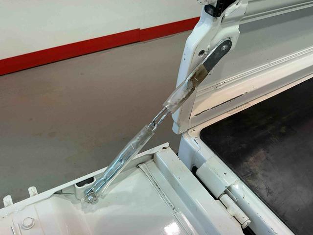 ハイゼットトラックＥＸＴ４ＷＤ　デフロック機能　スマートアシスト　コーナーセンサー　オートライト　ＬＥＤ荷台作業灯　タバコ臭あり　ＣＤラジオ　ソナーセンサー　スマートアシスト　誤発進抑制機能（栃木県）の中古車