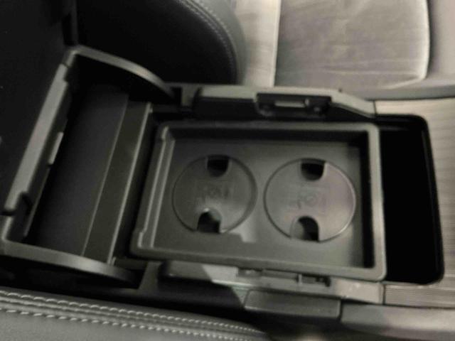 ハリアーハイブリッドＺディスプレイオーディオ　バックカメラ　ＬＥＤヘッドライト　クルーズコントロール　アルミホイール　ＥＴＣ車載器　ＶＳＣ　オートハイビーム（栃木県）の中古車