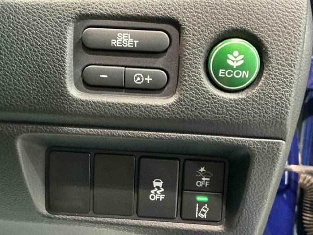 ジェイドＲＳディスプレイオーディオ　バックカメラ　ＥＴＣ車載器　シートヒーター　クルーズコントロール　アルミホイール（栃木県）の中古車