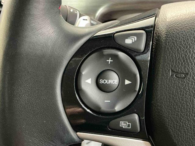 ジェイドＲＳディスプレイオーディオ　バックカメラ　ＥＴＣ車載器　シートヒーター　クルーズコントロール　アルミホイール（栃木県）の中古車