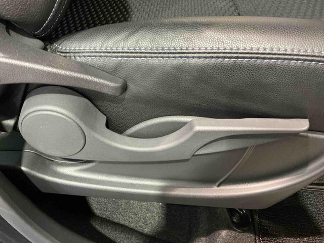 タントカスタムＸナビ　バックカメラ　キーフリーシステム　ＬＥＤヘッドライト　ＬＥＤフォグランプ　両側電動スライドドア　スマートアシスト　コーナーセンサー　純正アルミホイール　オートライト　運転席助手席シートヒーター（栃木県）の中古車