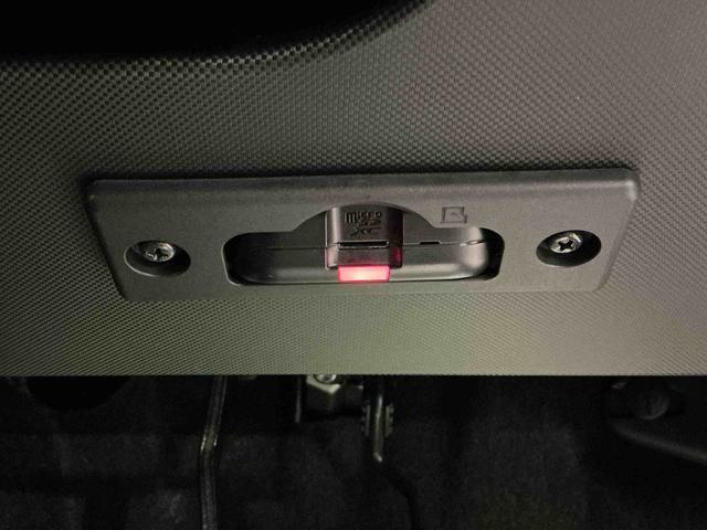 ロッキーＧナビゲーションシステム　パノラマモニター　キーフリーシステム　アルミホイール　運転席・助手席シートヒーター　オートライト　オートハイビーム　クルーズコントロール機能　運転席・助手席シートヒーター（栃木県）の中古車