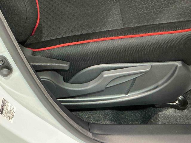 ロッキーＧナビゲーションシステム　パノラマモニター　キーフリーシステム　アルミホイール　運転席・助手席シートヒーター　オートライト　オートハイビーム　クルーズコントロール機能　運転席・助手席シートヒーター（栃木県）の中古車