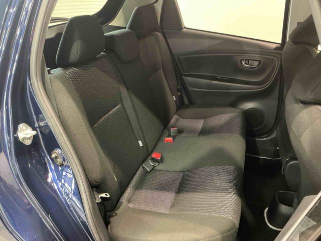 ヴィッツF セーフティーエディションIIIフォグランプ ドライブレコーダー 電動格納式ドアミラー オートライト CVT ナビゲーションシステム バックカメラ(栃木県)の中古車