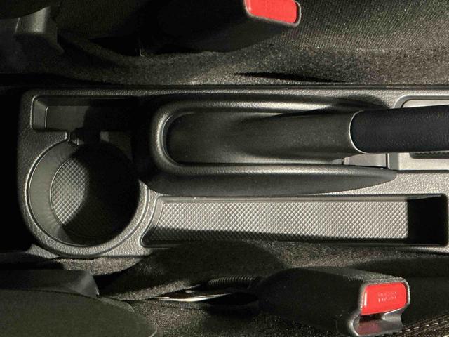 ヴィッツF セーフティーエディションIIIフォグランプ ドライブレコーダー 電動格納式ドアミラー オートライト CVT ナビゲーションシステム バックカメラ(栃木県)の中古車